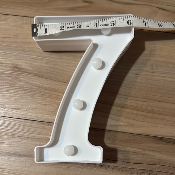 Decorative Light Up Numbers “70” - Picture 4 of 10